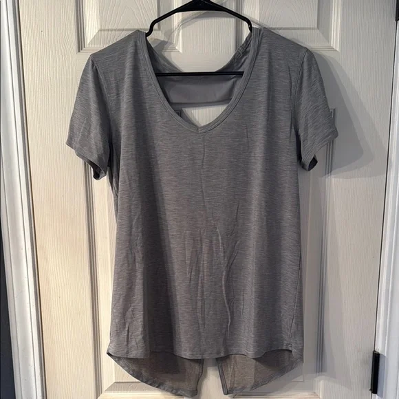 🌻3 for $18 Under Armour Recovery Sleepwear T-Shirt Size Small - Picture 2 of 10